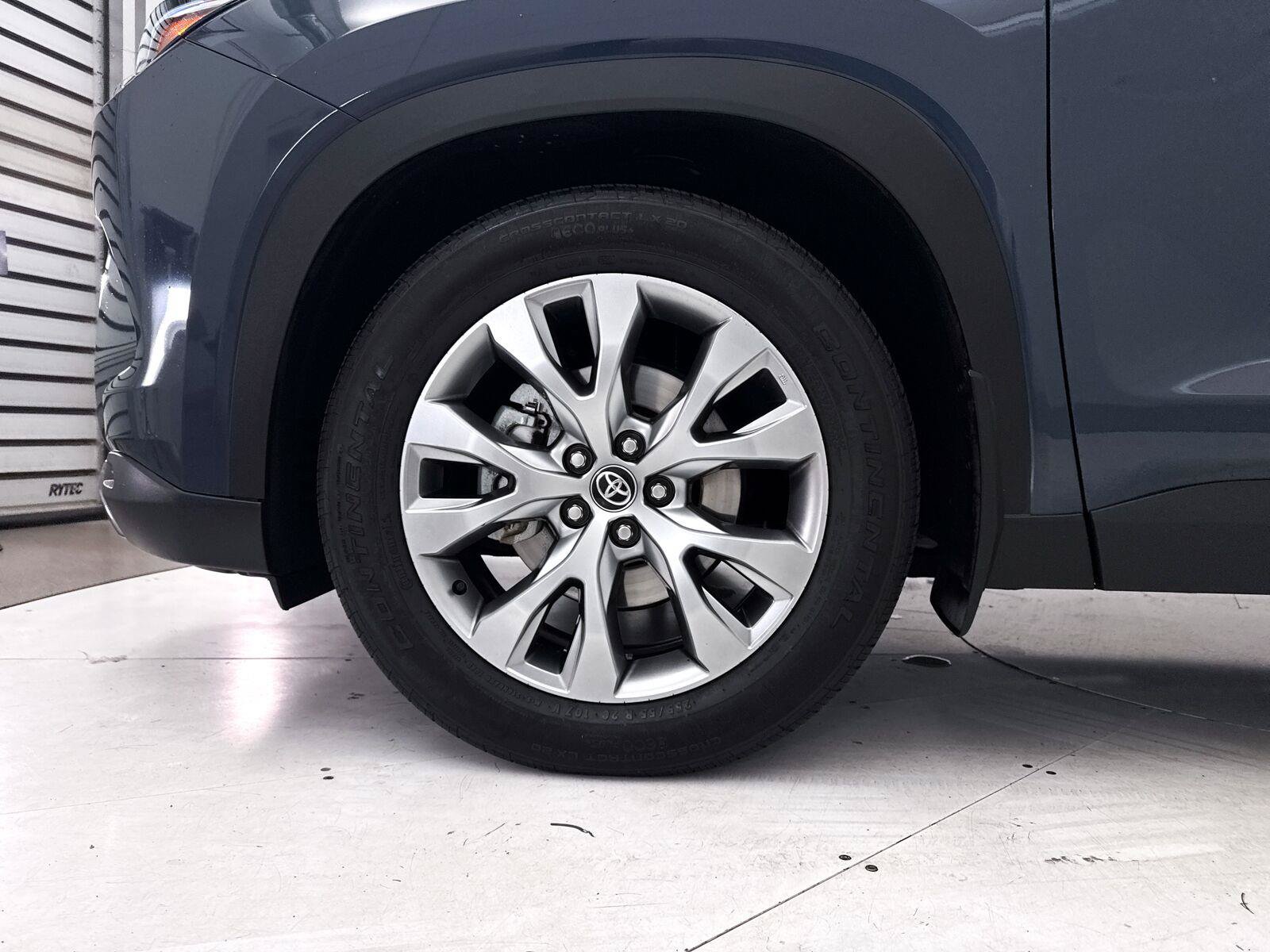 Used 2025 Toyota Grand Highlander FWD image 15