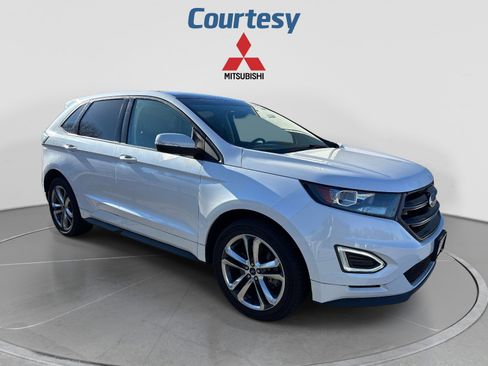 Used 2018 Ford Edge Sport w/ Technology Package AWD/4WD image 5