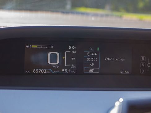 Used 2016 Toyota Prius Four FWD image 26