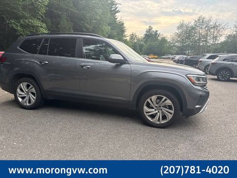 Used 2023 Volkswagen Atlas SE w/ Panoramic Sunroof Package AWD/4WD image 3