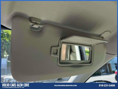 Used 2024 Volvo XC60 B5 Ultimate w/ Protection Package Premier AWD/4WD image 31