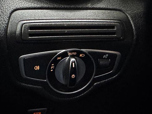 Used 2016 Mercedes-Benz GLC 300 image 29