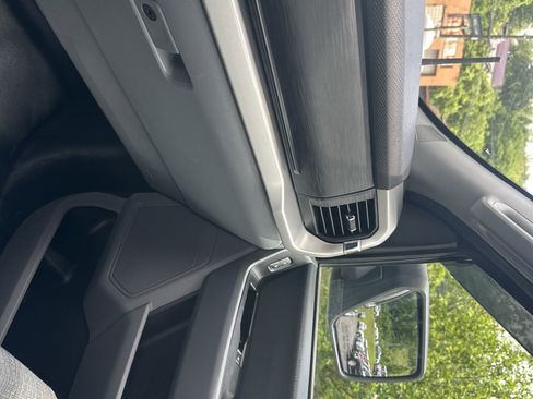 Used 2022 Ford F150 XLT AWD/4WD image 18