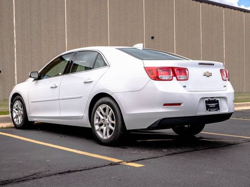 Certified 2015 Chevrolet Malibu LT w/ Power Convenience Package FWD image 7