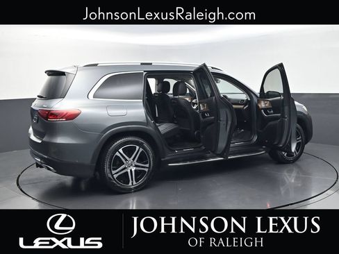 Used 2020 Mercedes-Benz GLS 450 4MATIC image 31