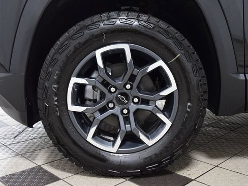New 2026 Chevrolet Equinox ACTIV AWD/4WD image 29