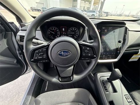 Used 2025 Subaru Crosstrek 2.0i Premium image 14