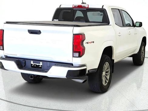 Used 2023 Chevrolet Colorado LT w/ LT Convenience Package AWD/4WD image 8