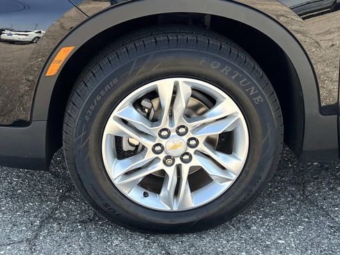 Used 2019 Chevrolet Blazer LT FWD image 25