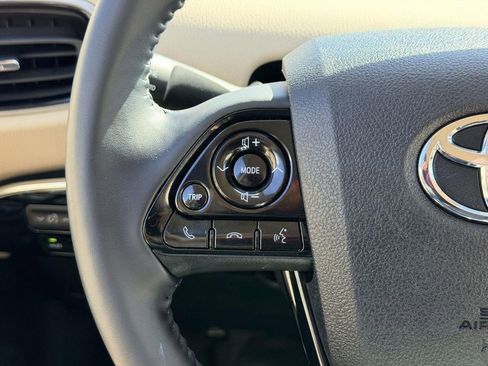 Certified 2021 Toyota Prius Limited image 9