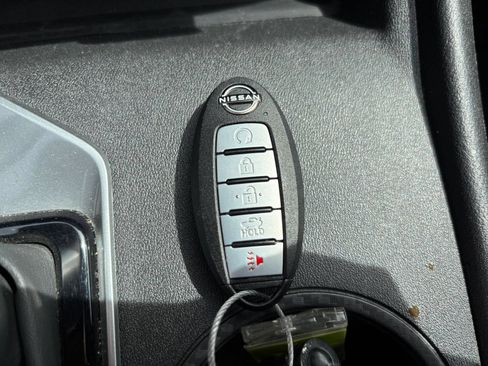 Used 2025 Nissan Altima 2.5 SV FWD image 24