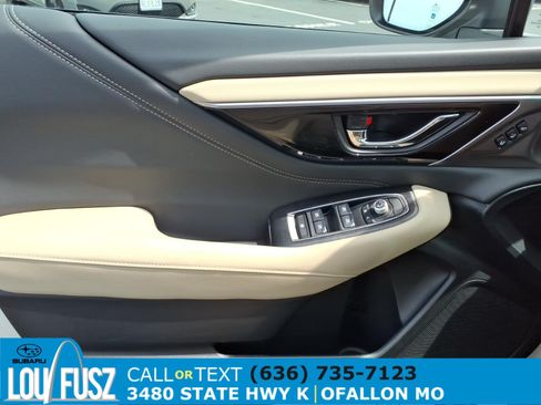 Used 2025 Subaru Outback Limited AWD/4WD image 21