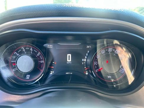 Used 2019 Dodge Challenger SXT w/ Driver Convenience Group image 21