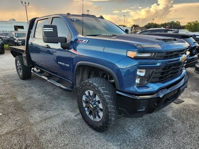 Used 2025 Chevrolet Silverado 2500 Custom w/ Custom Value Package