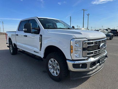 Used 2024 Ford F250 XLT w/ FX4 Off-Road Package image 8