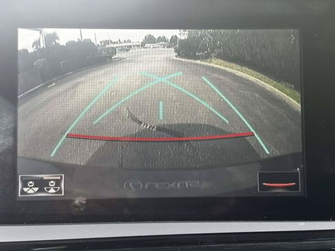 Used 2022 Lexus ES 350 w/ Premium Package FWD image 28