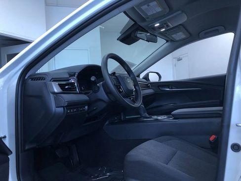 Used 2026 Toyota Camry LE FWD image 11