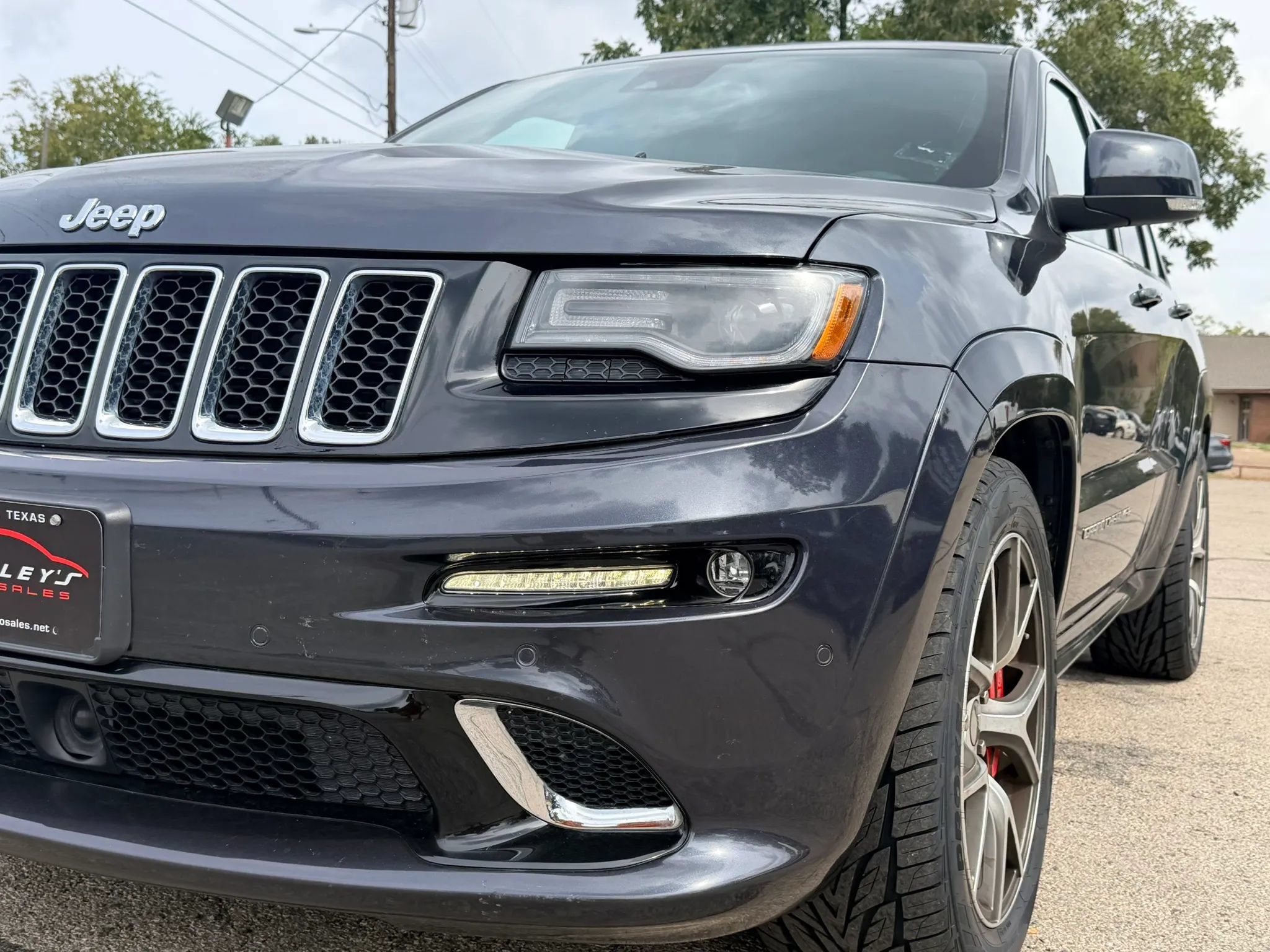 Used 2016 Jeep Grand Cherokee SRT w/ Trailer Tow Group IV AWD/4WD image 4