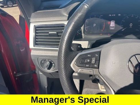 Used 2021 Volkswagen Atlas Cross Sport SEL Premium R-Line AWD/4WD image 17