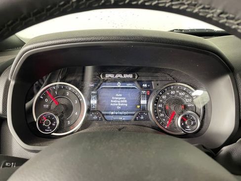 New 2026 RAM 2500 Big Horn AWD/4WD image 3