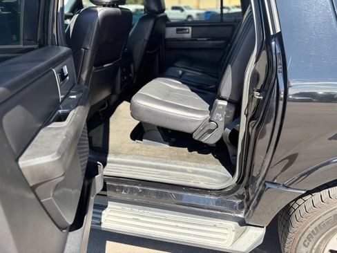 Used 2016 Ford Expedition EL XLT w/ Equipment Group 202A AWD/4WD image 18