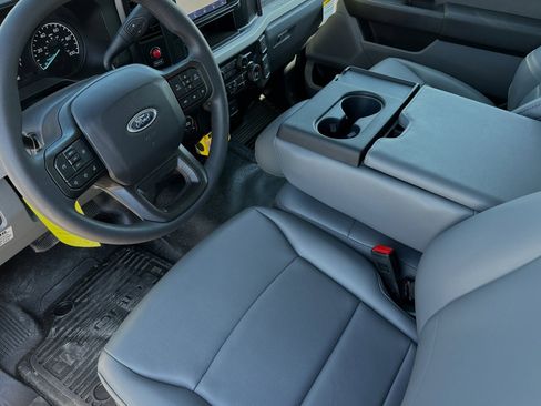 New 2024 Ford F550 4x4 Regular Cab Super Duty image 7
