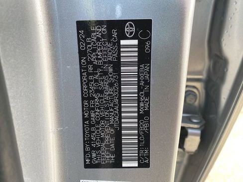 Used 2024 Toyota Prius LE FWD image 31