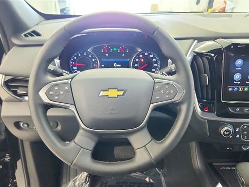 Used 2023 Chevrolet Traverse LT FWD image 26