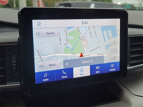 Used 2023 Ford Explorer XLT w/ Equipment Group 202A image 18