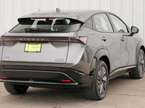 Used 2023 Nissan Ariya Engage image 49