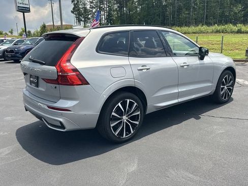 Used 2025 Volvo XC60 B5 Plus AWD/4WD image 8