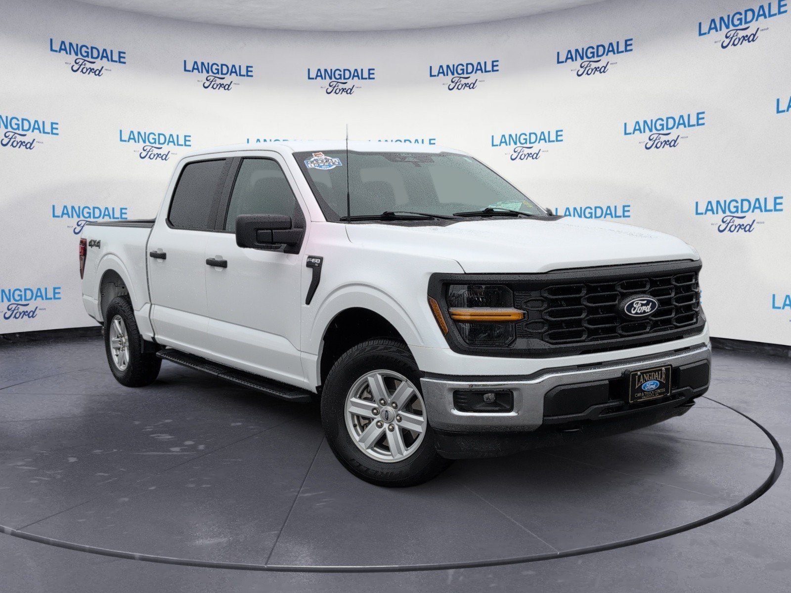 Used 2024 Ford F150 XL w/ Equipment Group 103A High AWD/4WD image 2