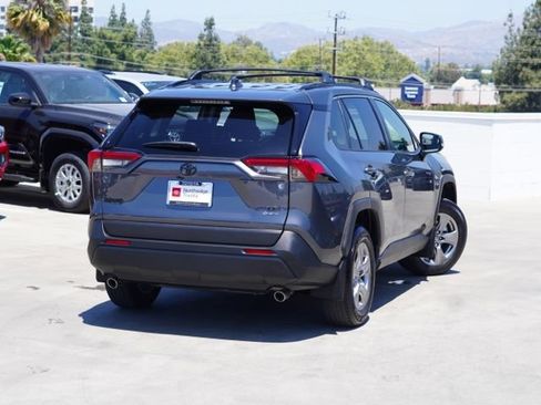 Used 2025 Toyota RAV4 LE AWD/4WD image 7