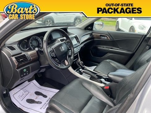 Used 2017 Honda Accord Touring image 26