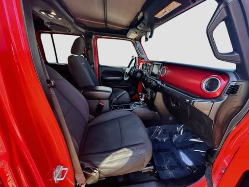 Used 2022 Jeep Wrangler Unlimited Rubicon AWD/4WD image 30