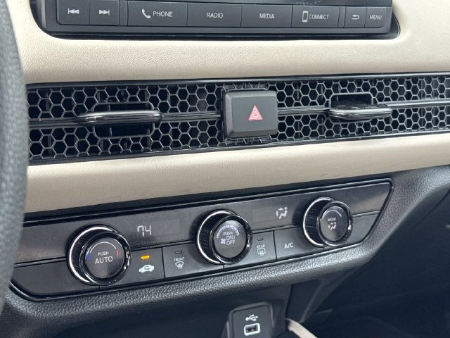 Used 2025 Honda HR-V LX image 23