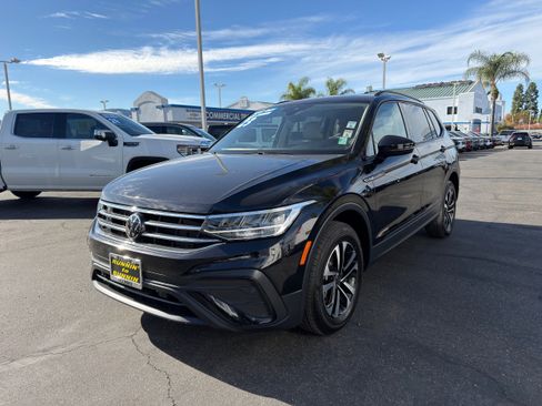 Used 2024 Volkswagen Tiguan S image 4