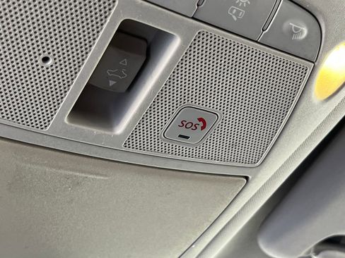 Used 2017 Nissan Rogue Sport SL w/ SL Premium Package FWD image 38