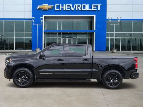Certified 2025 Chevrolet Silverado 1500 High Country w/ Midnight Edition AWD/4WD image 3