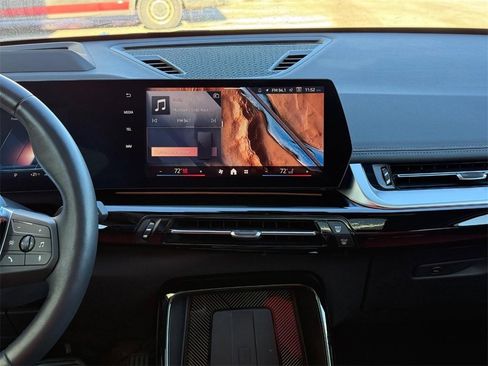 Used 2025 BMW X1 xDrive28i image 11