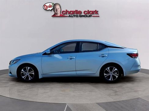 Used 2021 Nissan Sentra SV w/ Lighting Package image 2