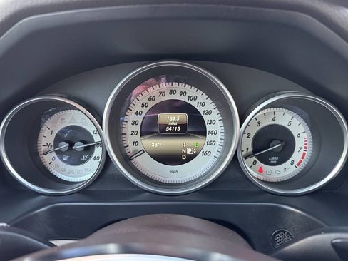 Used 2015 Mercedes-Benz E 350 4MATIC Sedan w/ Premium 1 Package image 28