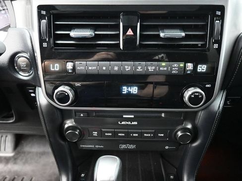 Used 2023 Lexus GX 460 Premium AWD/4WD image 28