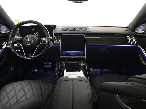 Used 2023 Mercedes-Benz S 580 4MATIC Sedan w/ AMG Line image 28