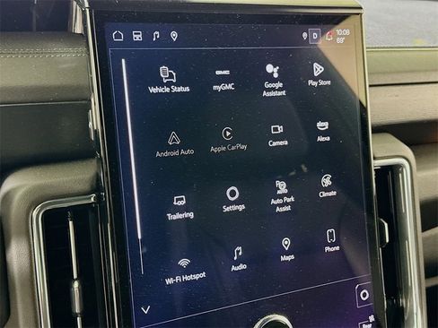 Certified 2025 GMC Yukon Denali image 13