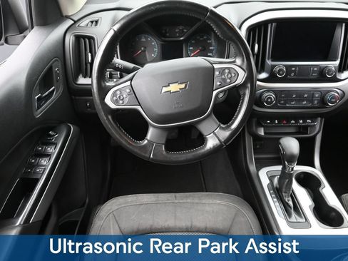 Used 2022 Chevrolet Colorado LT w/ Safety Package AWD/4WD image 13