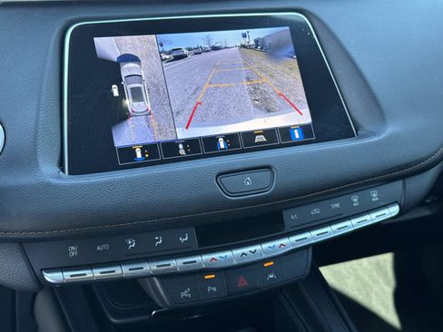 Used 2022 Cadillac XT4 Sport w/ Enhanced Visibility Package image 26