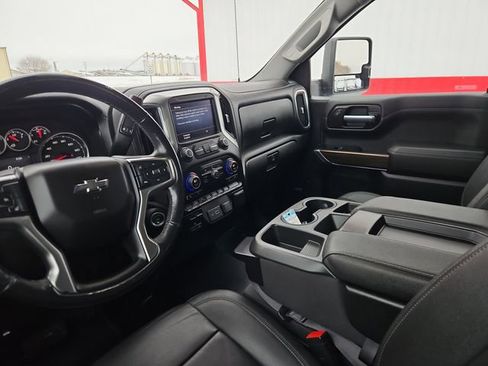 Used 2021 Chevrolet Silverado 1500 LT Trail Boss image 31