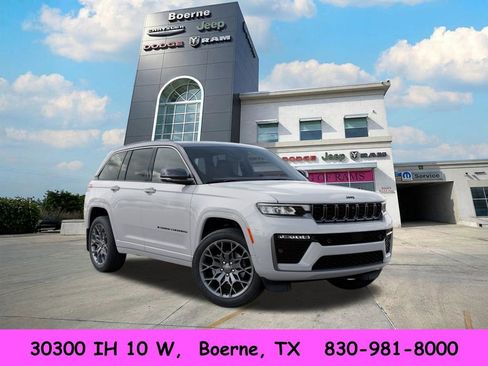 New 2026 Jeep Grand Cherokee Summit w/ Obsidian Package AWD/4WD image 5