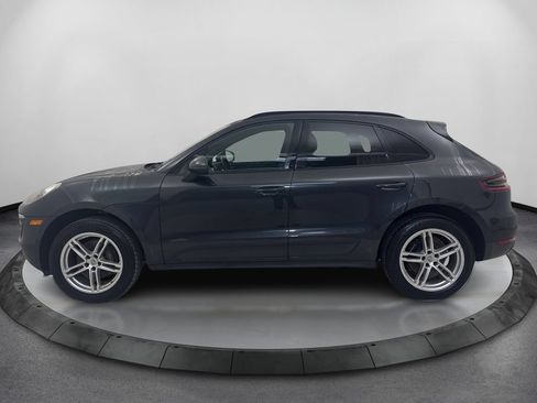 Used 2017 Porsche Macan AWD/4WD image 9